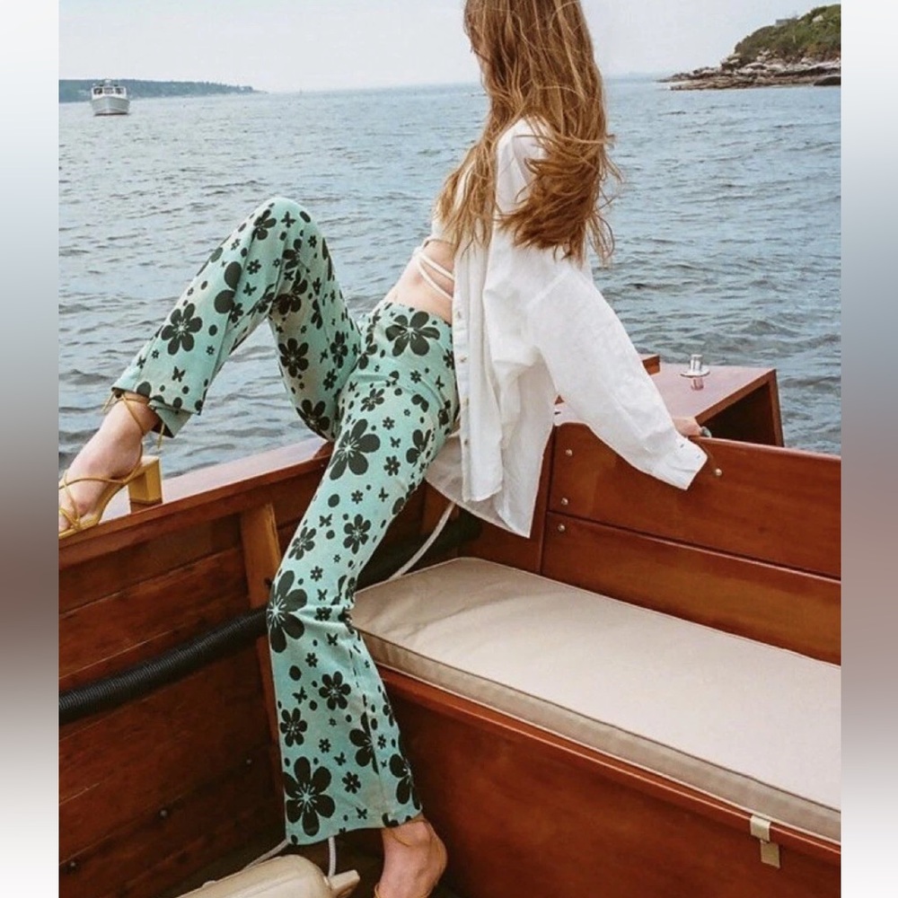 Urban Outfitters Bryn Floral Power Retro Soft Flare Pants Size XS - Picture 2 of 10